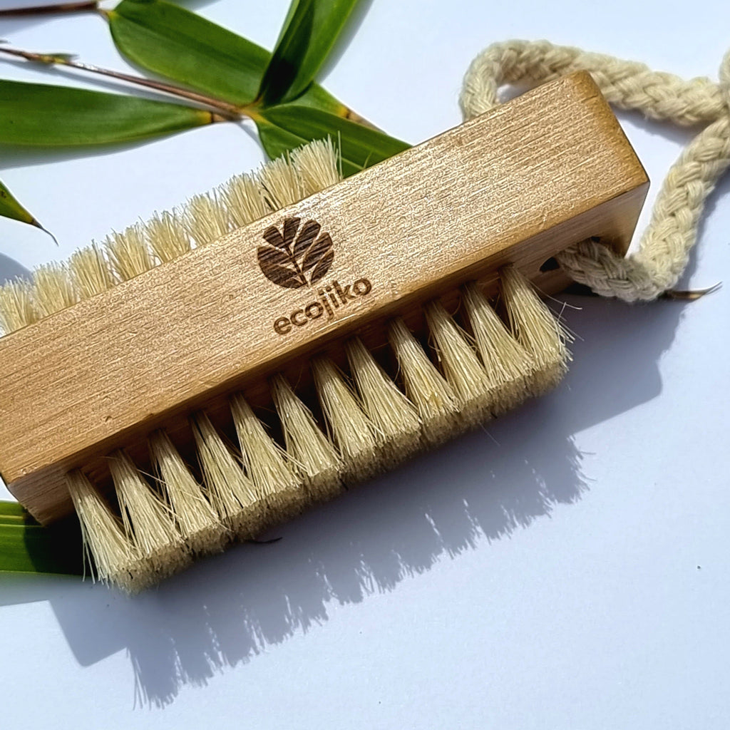 Through the window Natural Wooden Bathroom Eco Friendly Gift Box | Vegan Soap, Bamboo Nail Brush & Sustainable Body Brush with Plant Based Bristles 🌿 - n/a